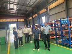 蘆溪水務總經(jīng)理劉慈華，易總監(jiān)等蒞臨我司參觀交流并指導工作